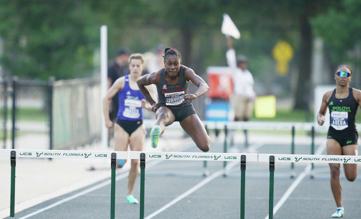UH track Sydni Townsend hitting her stride in time for NCAA meet