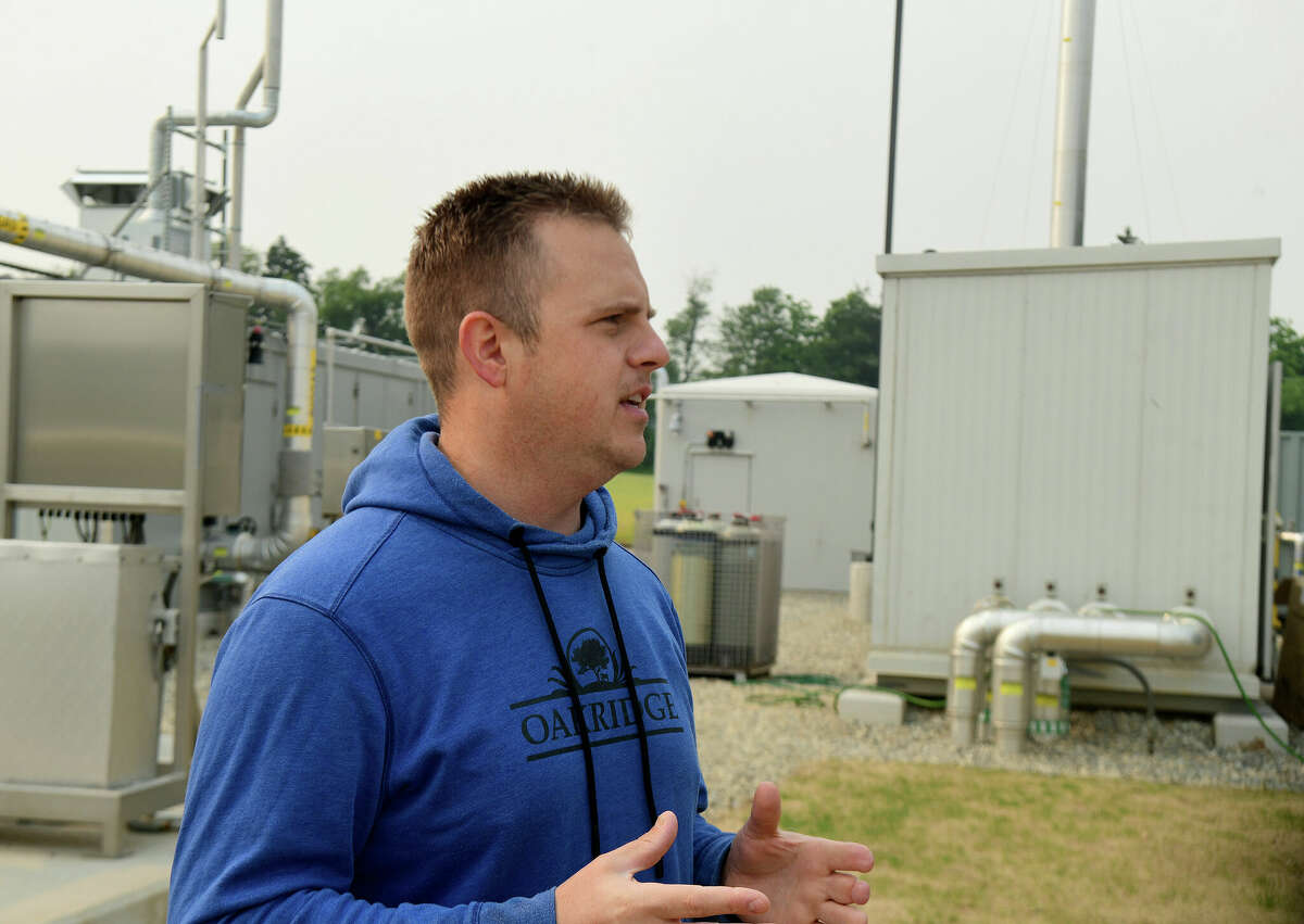 Cow poop turns to natural gas at this Connecticut farm