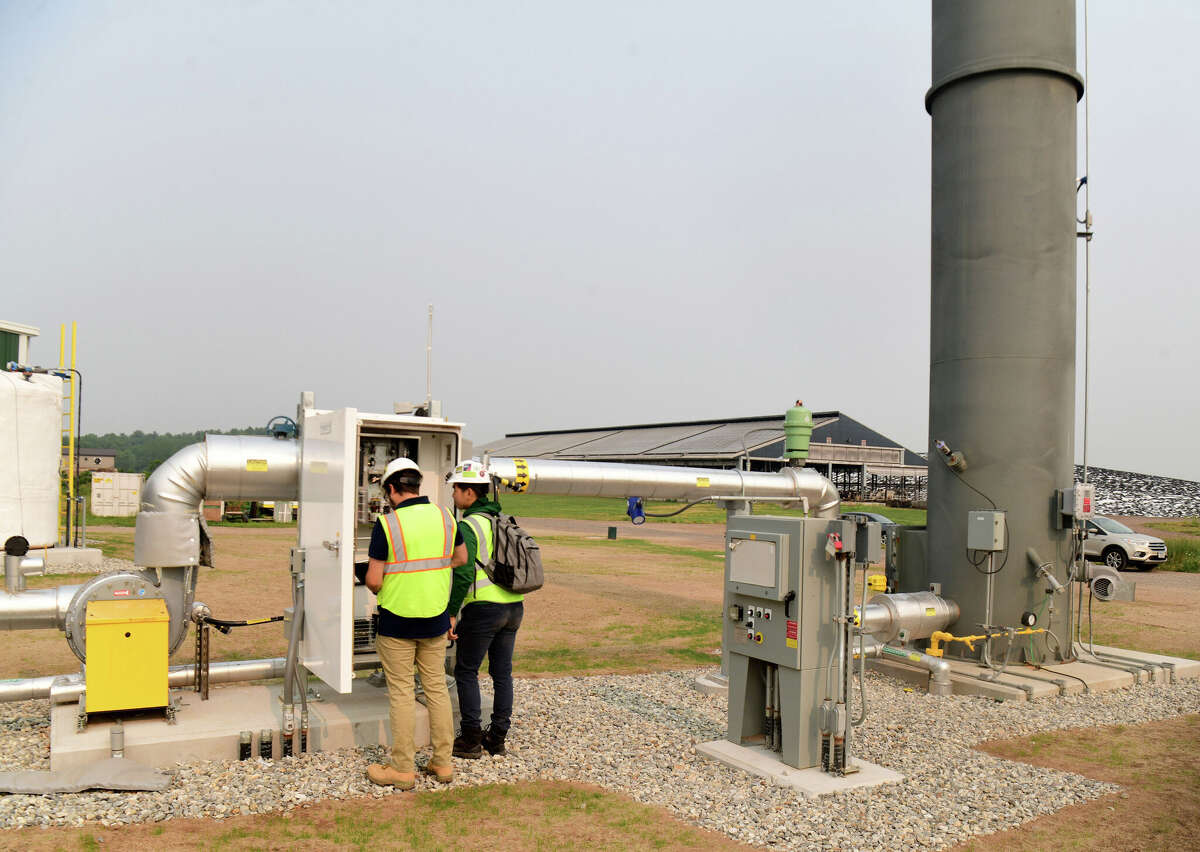 Cow poop turns to natural gas at this Connecticut farm