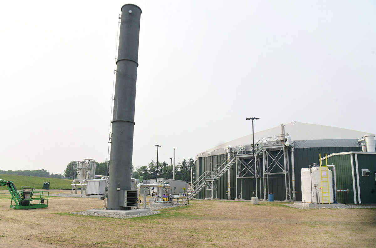 Cow poop turns to natural gas at this Connecticut farm