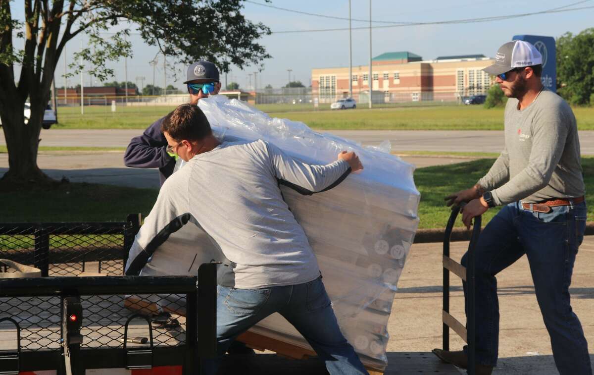 Entergy donates fans to Southeast Texas nonprofits to 'Beat the Heat'
