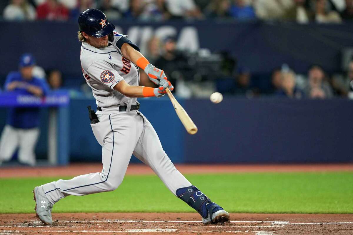 Astros: Big ninth-inning hit eludes Houston's stars in ideal situation