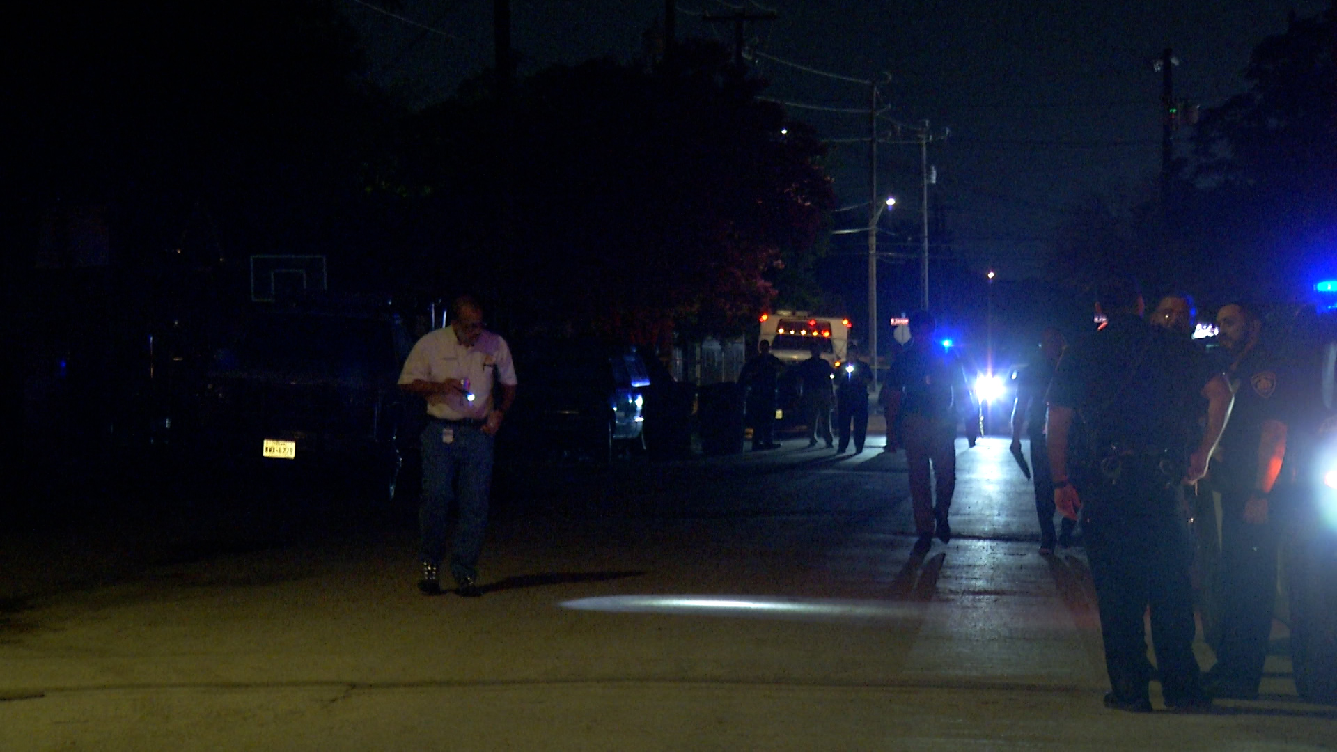 Man killed following argument with two men on West Side street