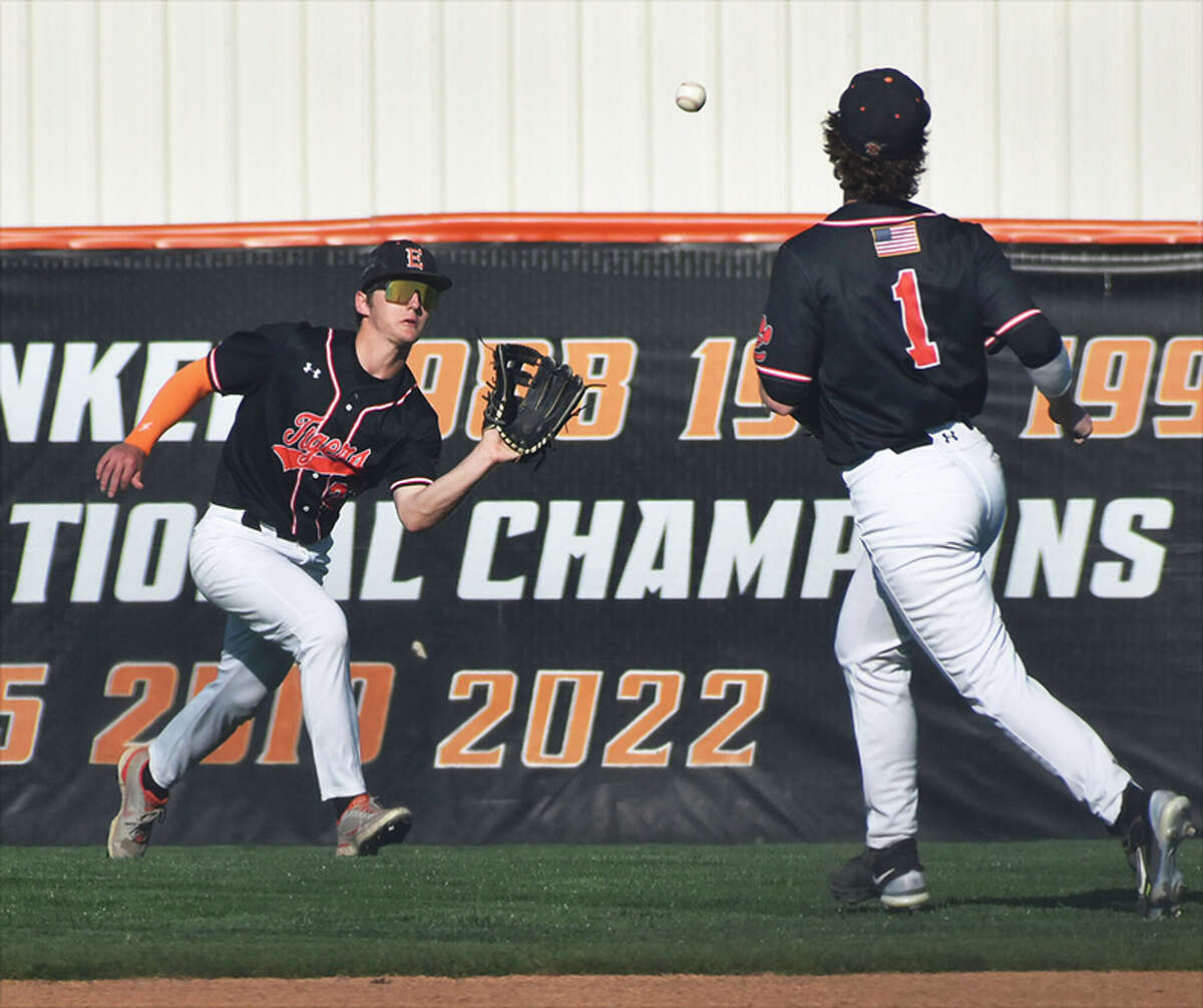 High school baseball: Edwardsville beats Mundelein to win its fourth state  title - Chicago Sun-Times