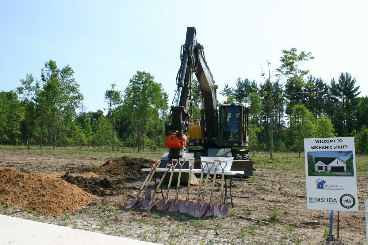Big Rapids breaks ground on Mechanic Street development