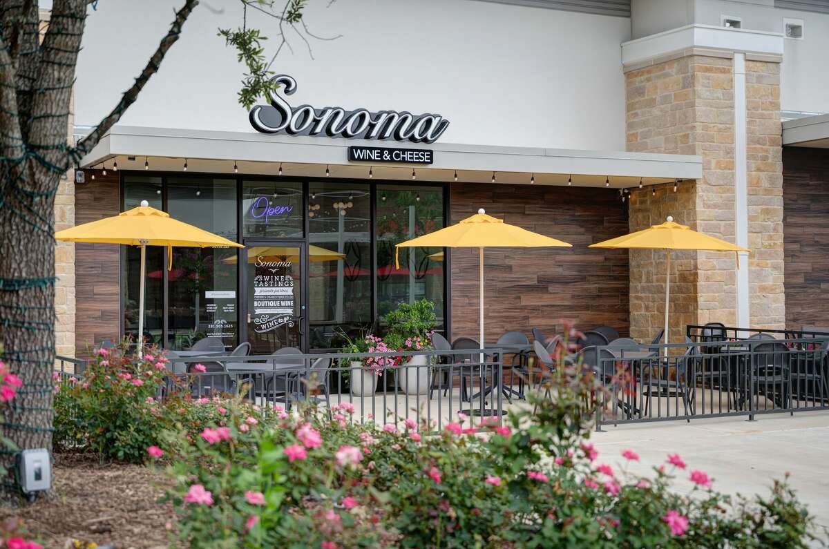 Sonoma Wine Bar is one of the most pet-friendly patios in Katy.