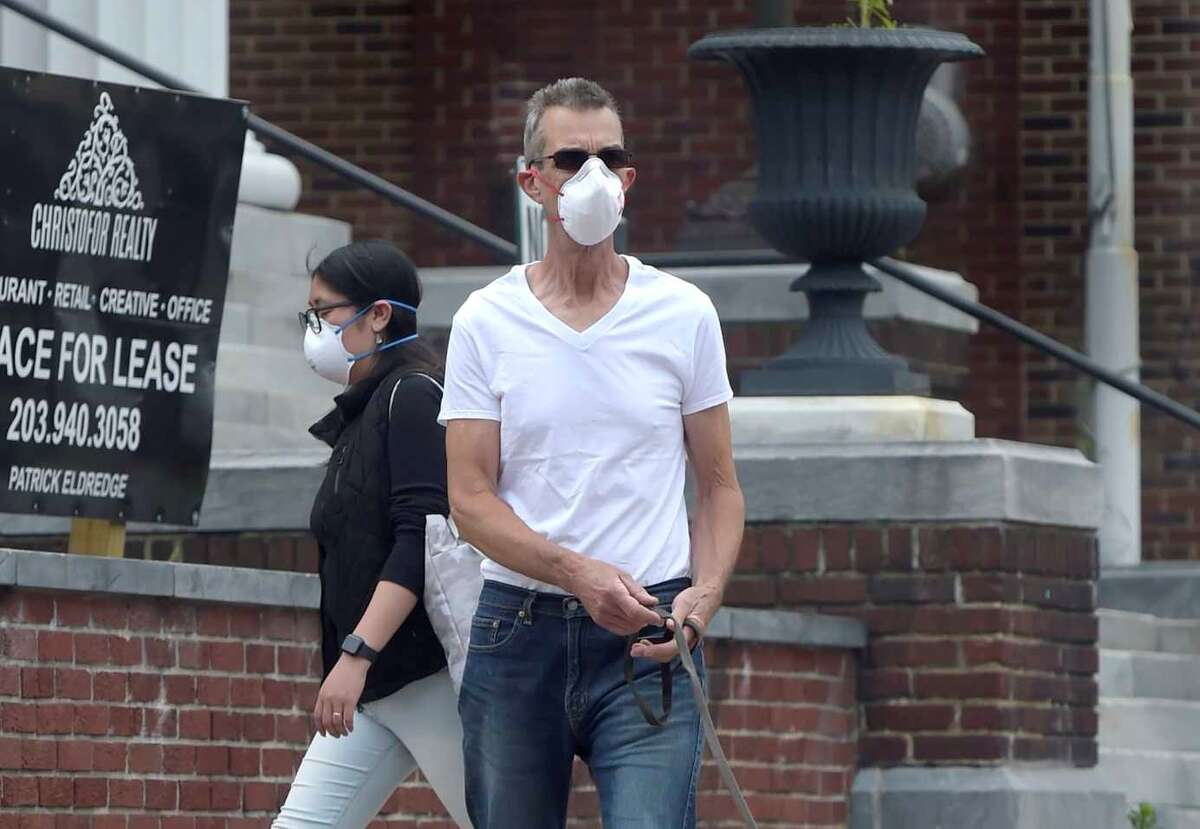 Norwalk Hospital pulmonologist gives mask advice during air advisory