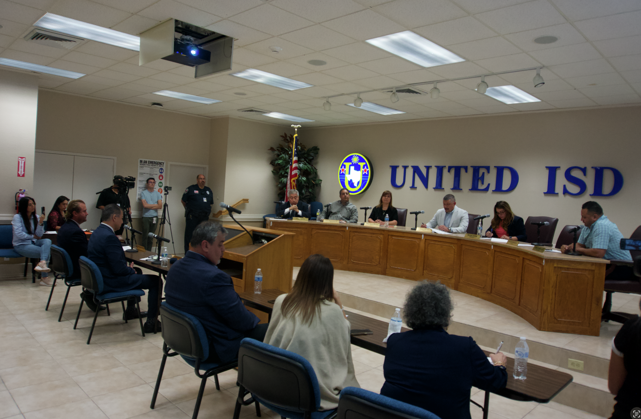 Laredo UISD requests Rick Rodriguez step down from Board of Trustees - Vimarsana News