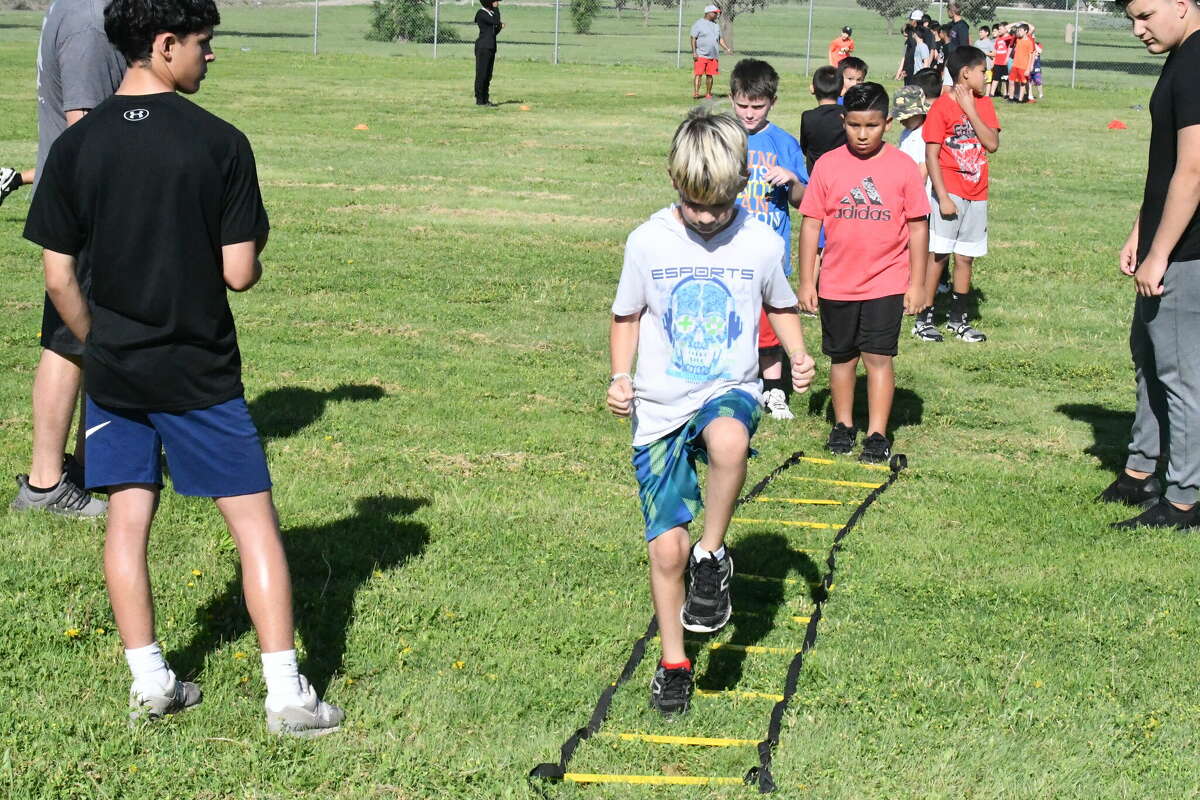 PHOTO GALLERY: 2023 Plainview YMCA Tiger Football summer football camp