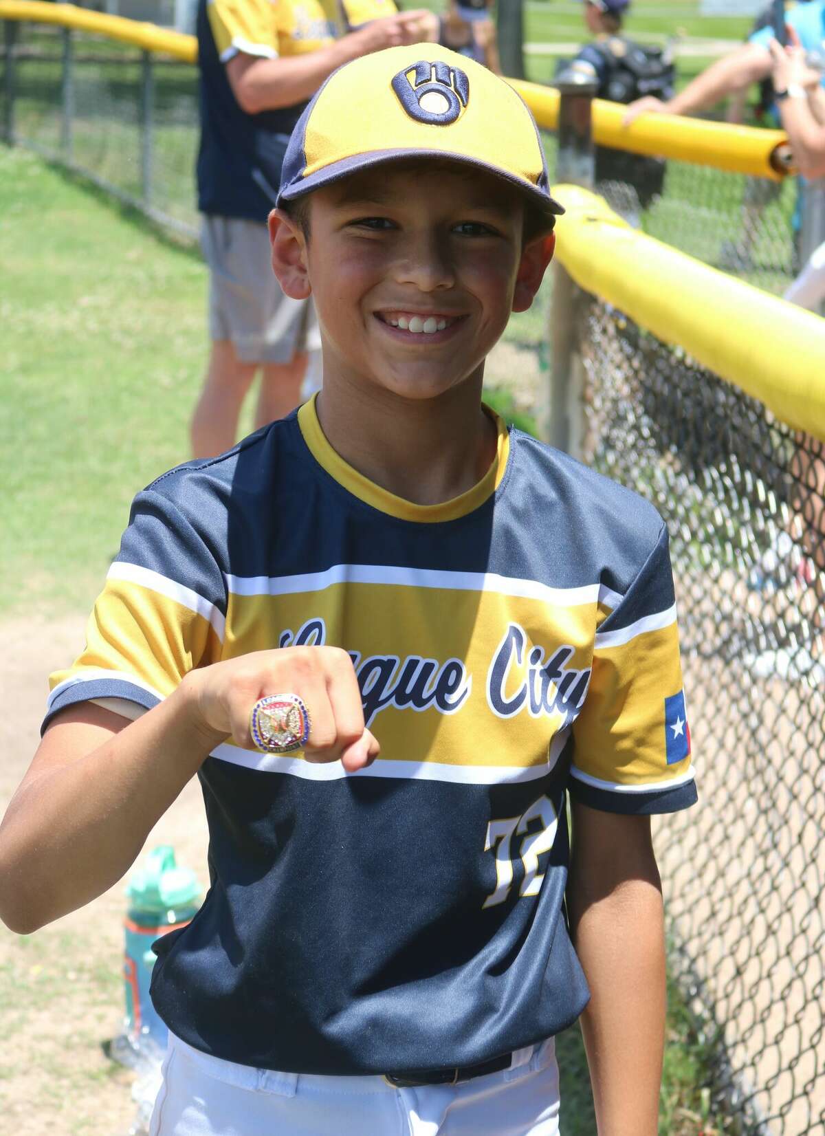 Oakfield crowns Little League champs - The County