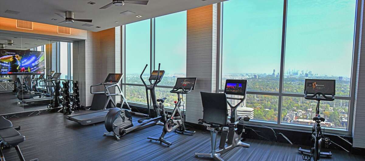 Picture of Apartments & Condos for Rent - Penthouse Floor, Mar 2026