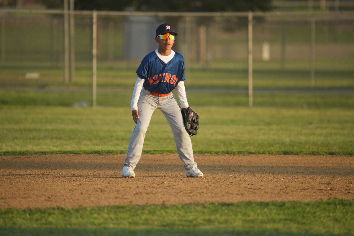 PHOTO GALLERY YMCA baseball and softball June 68