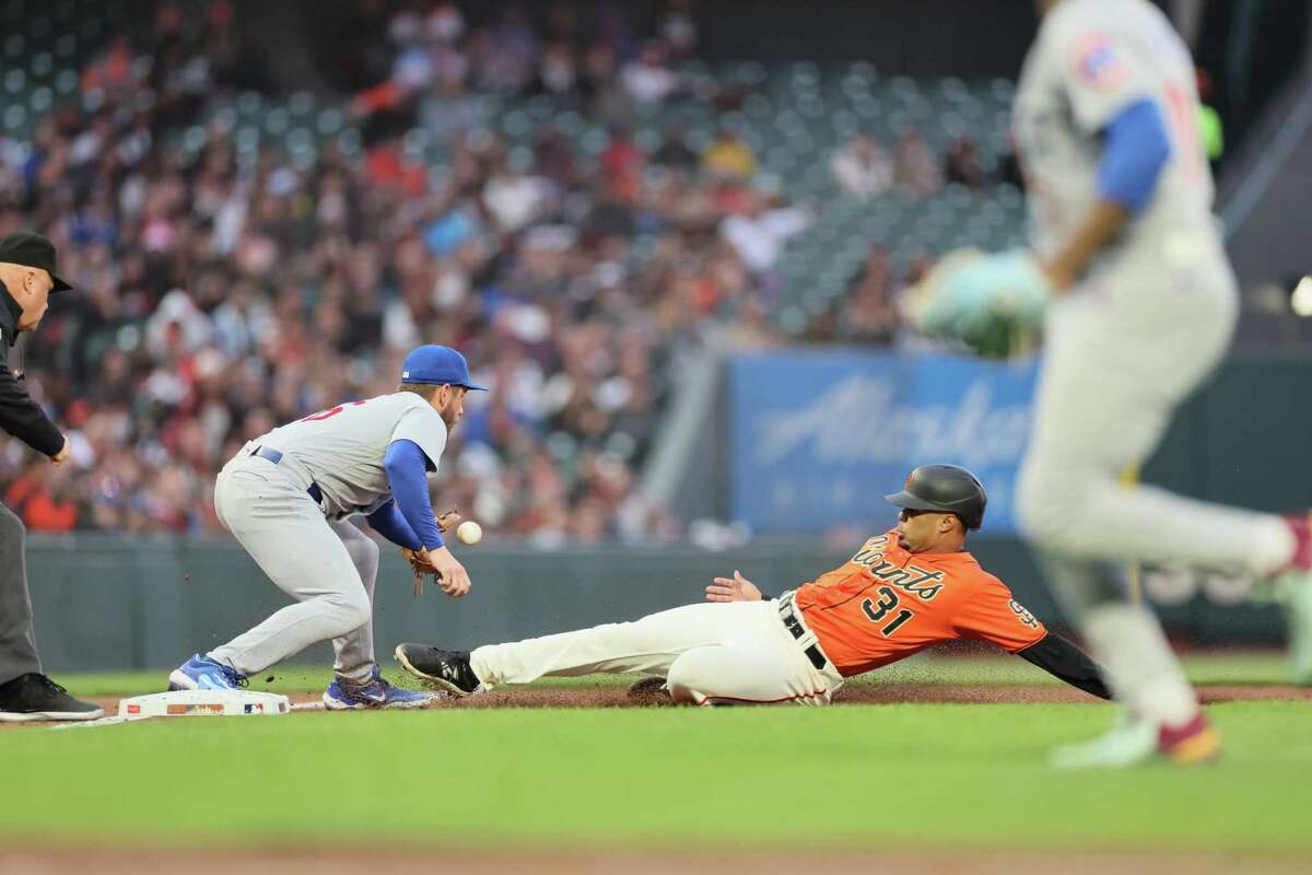 Seventh inning sinks Giants, DeSclafani in 3-2 loss to Cubs