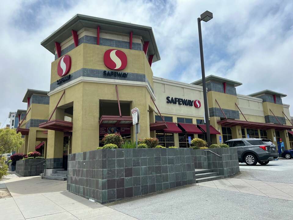 Bay Area Safeway, Target Stores Overcharging Customers, Officials Say