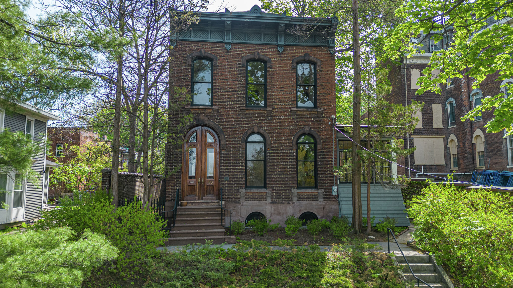 Historic Troy brownstone sits near Hudson River, has three bedrooms