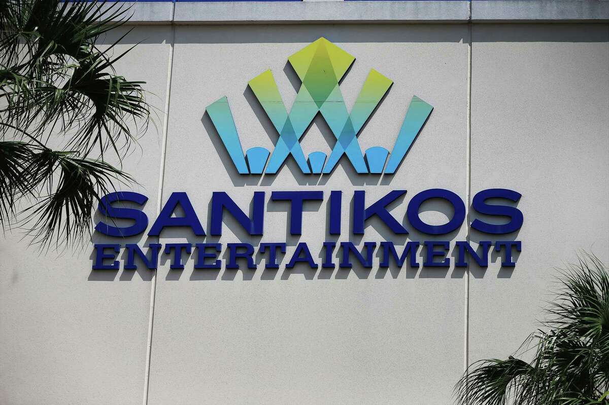 Santikos offers free movie tickets for first responders