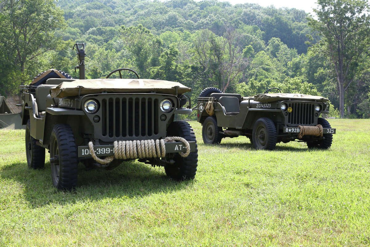 Re-enactors in Grafton take civilians back to D-Day