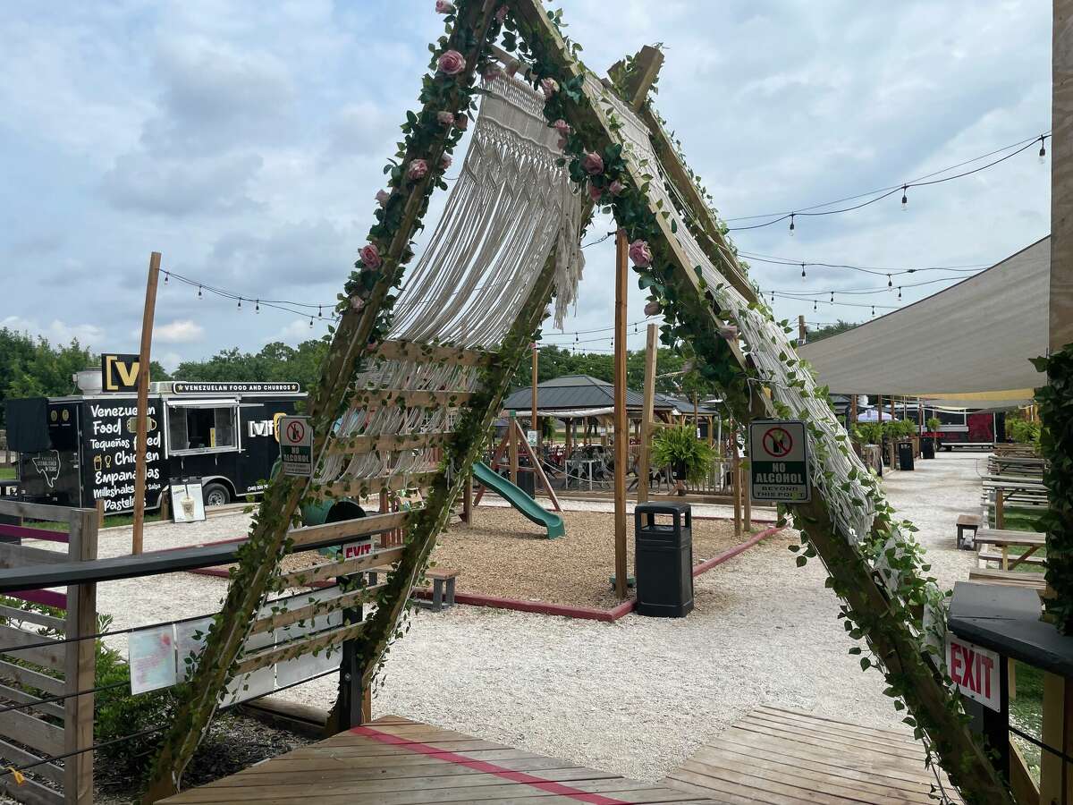 Katy's El Patio at Mason food truck park touts full bar, playground