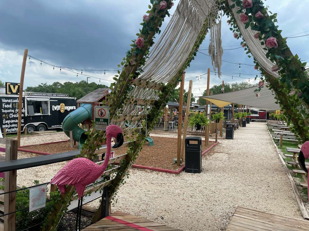 Katy's El Patio at Mason food truck park touts full bar, playground
