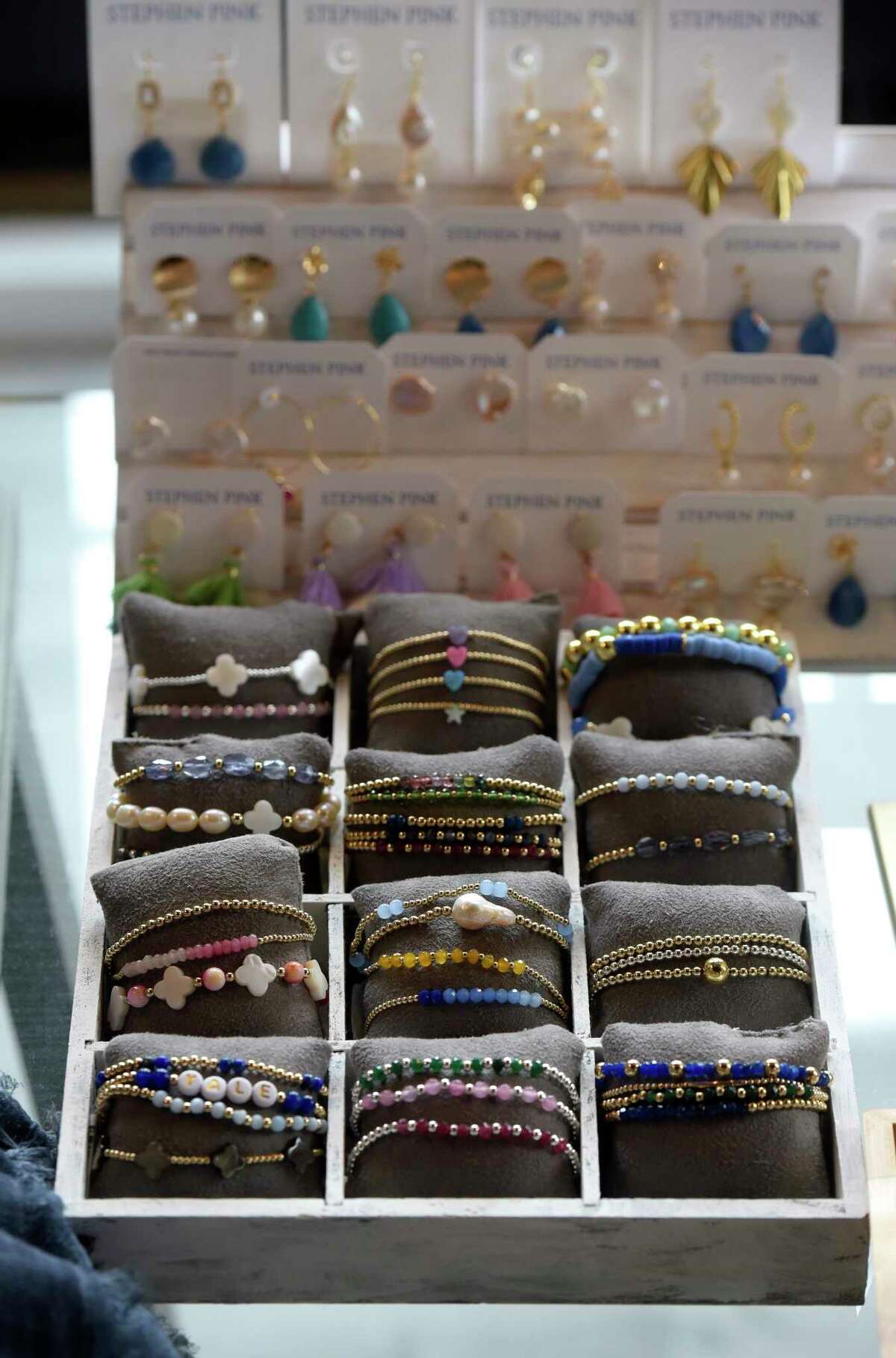 Norwalk women's clothing boutique expands with Ridgefield location