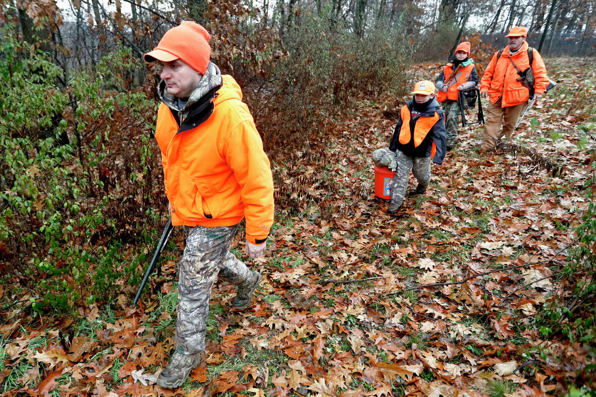 Changes to deer regulations approved for Michigan hunting seasons