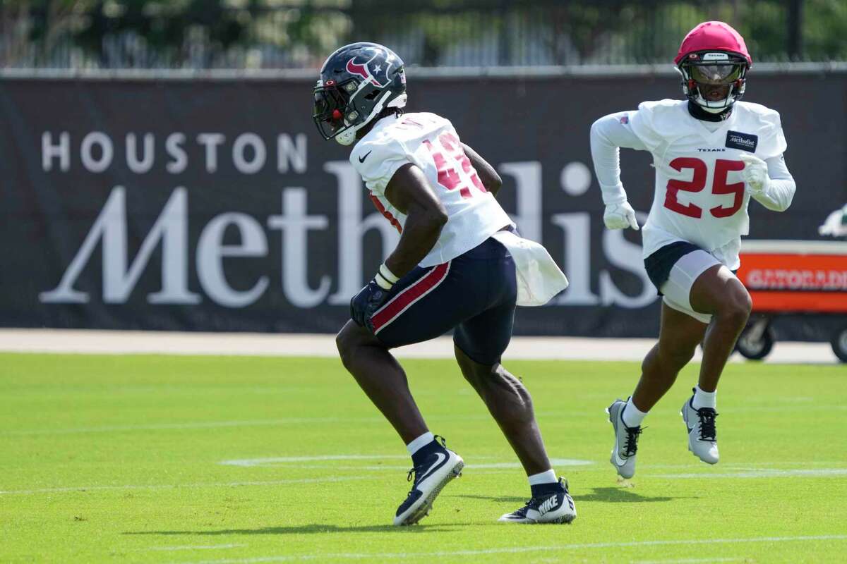 Houston Texans: Christian Harris back practicing. Will LB play soon?