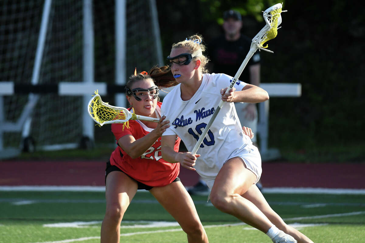Darien tips New Canaan in Class L final for first unbeaten season