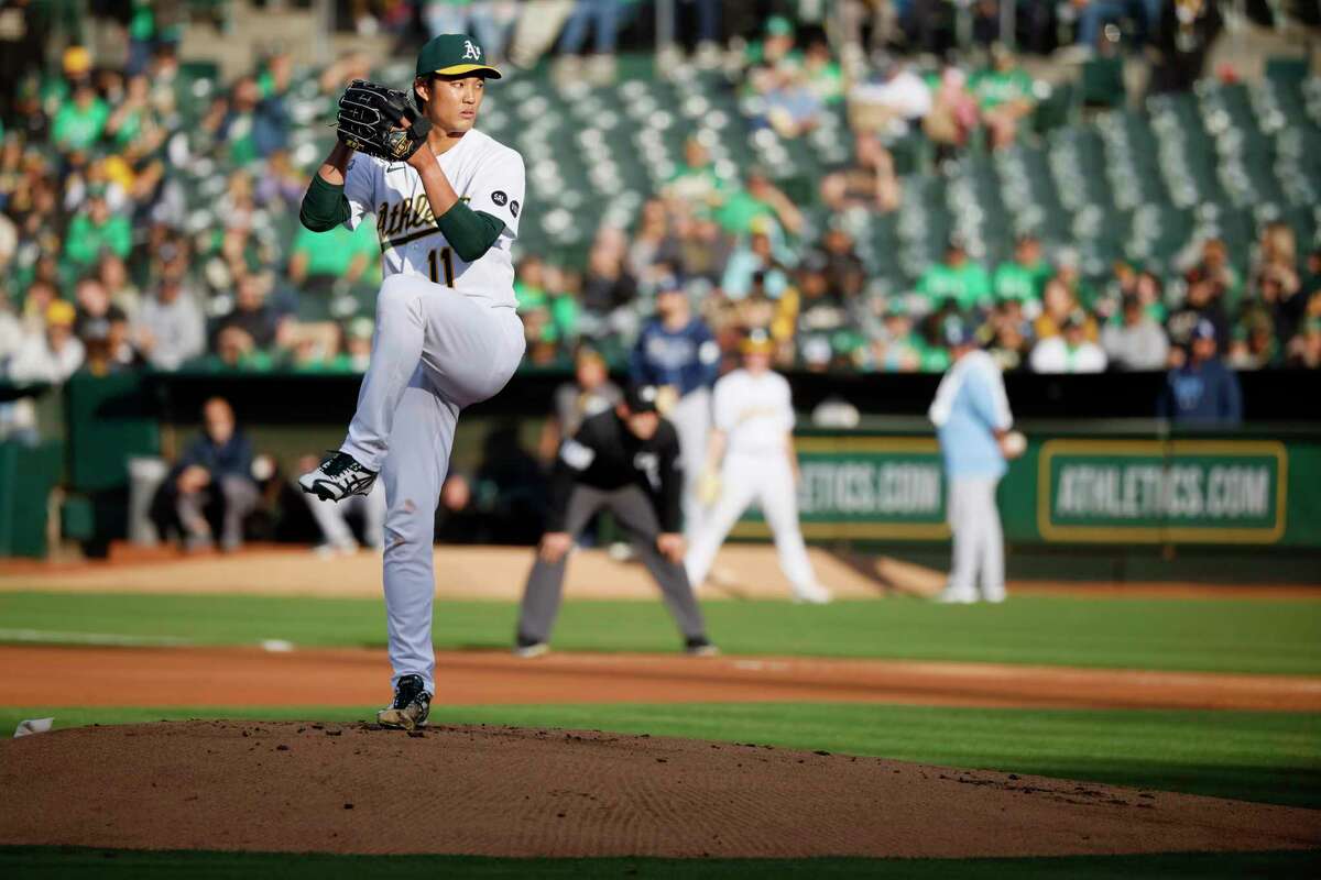 A's win seventh straight game as fans hold boycott