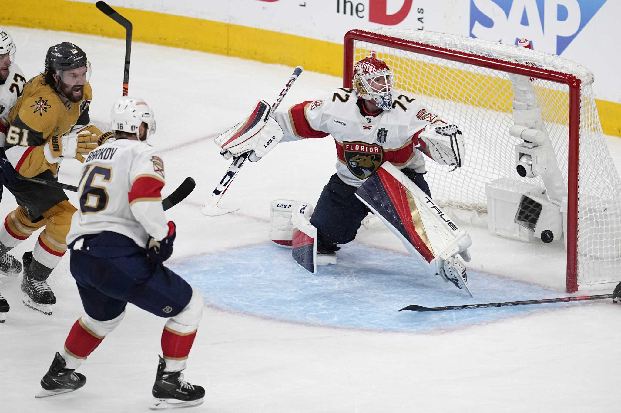 Golden Knights crush Panthers to claim Vegas' first Stanley Cup