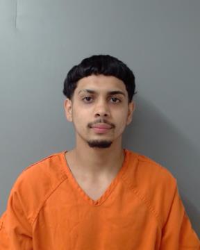 Laredo PD: Suspect pulled out gun before getting into a fight - Vimarsana News