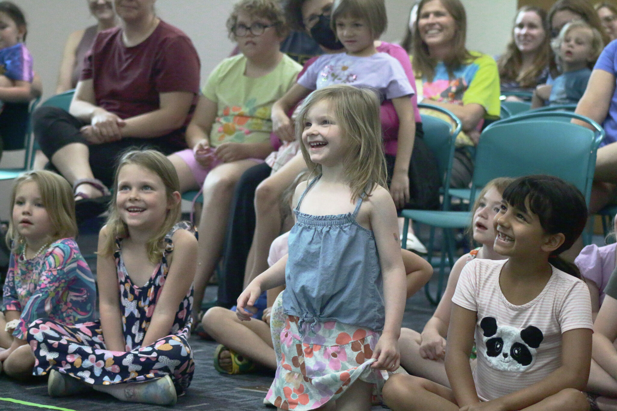 Kids amazed by hula-hooping at Edwardsville Public Library