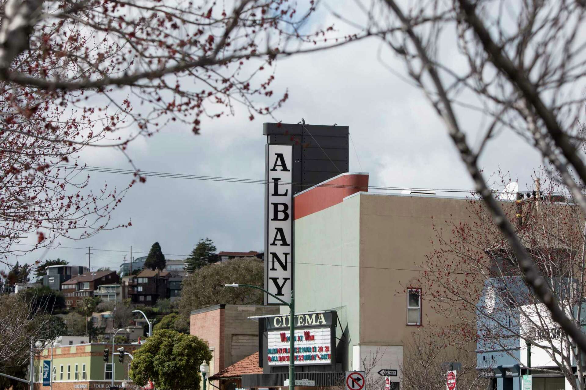 Popular East Bay movie house to close after 88-year run