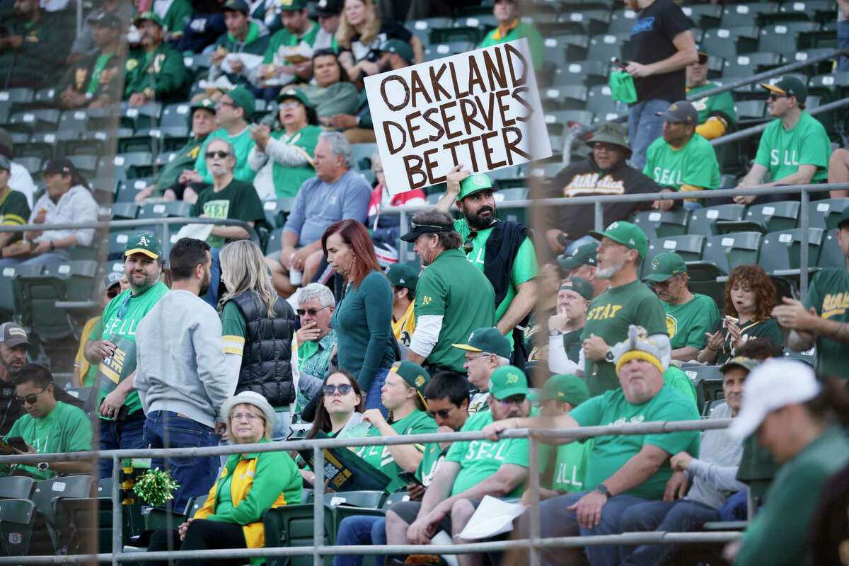 Photos: Oakland A's fans stage a 'reverse boycott' at the Coliseum