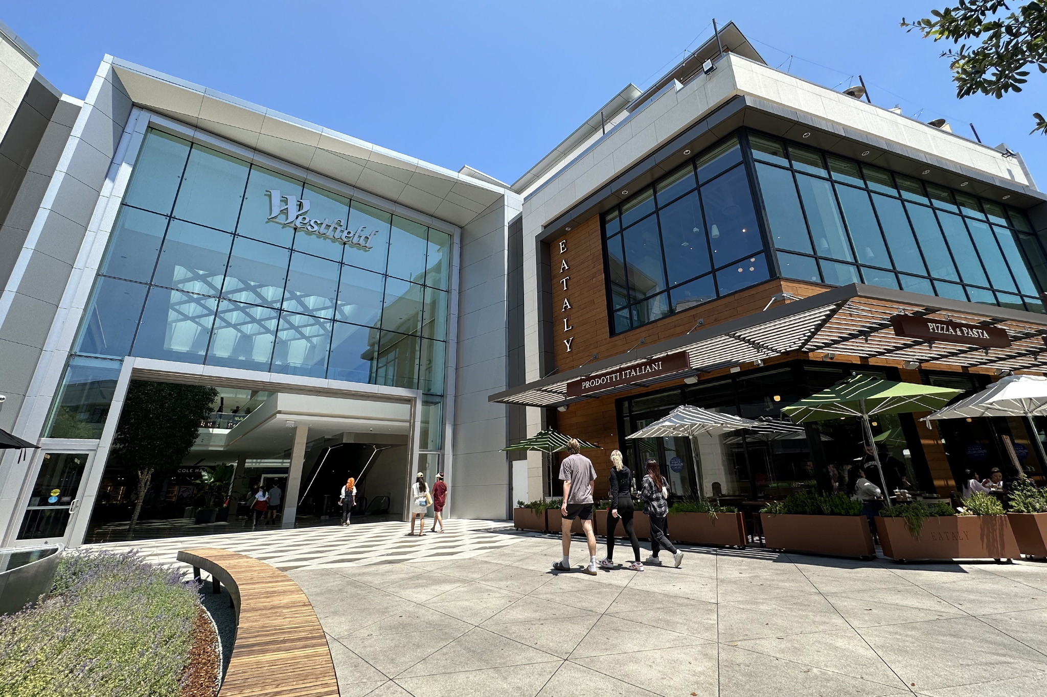 Galleria Mall food court, LA, CA  Mall food court, Galleria mall, Outdoor  decor