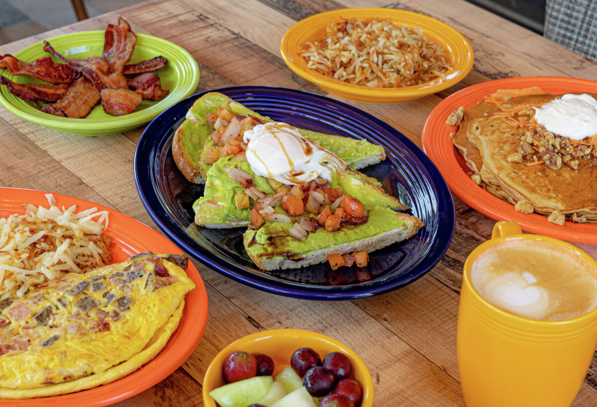 10 Pearland, Alvin spots with cheap mimosas, brunch staples