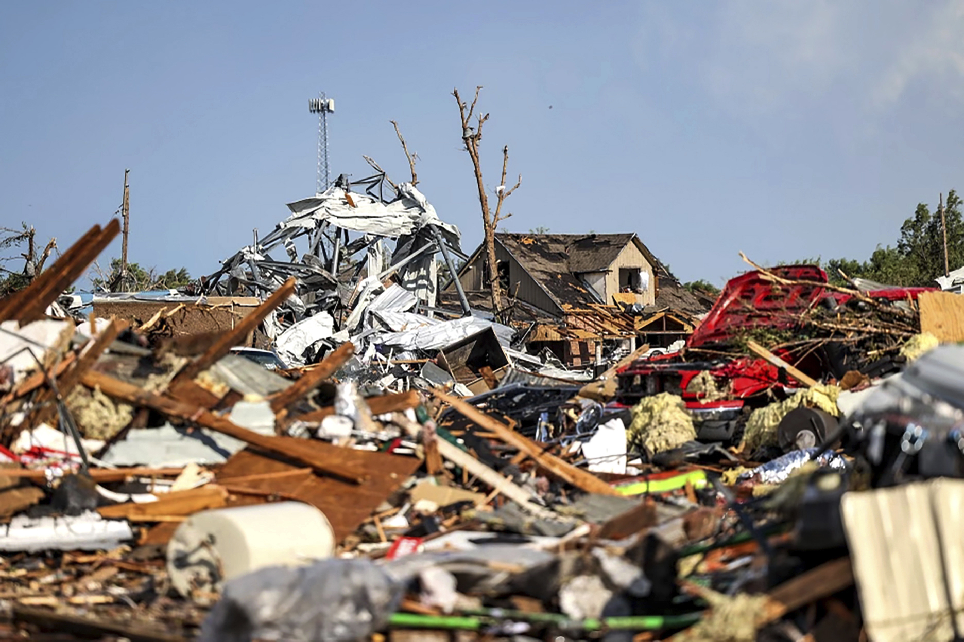 3 dead, dozens injured after tornado hits Perryton, Texas