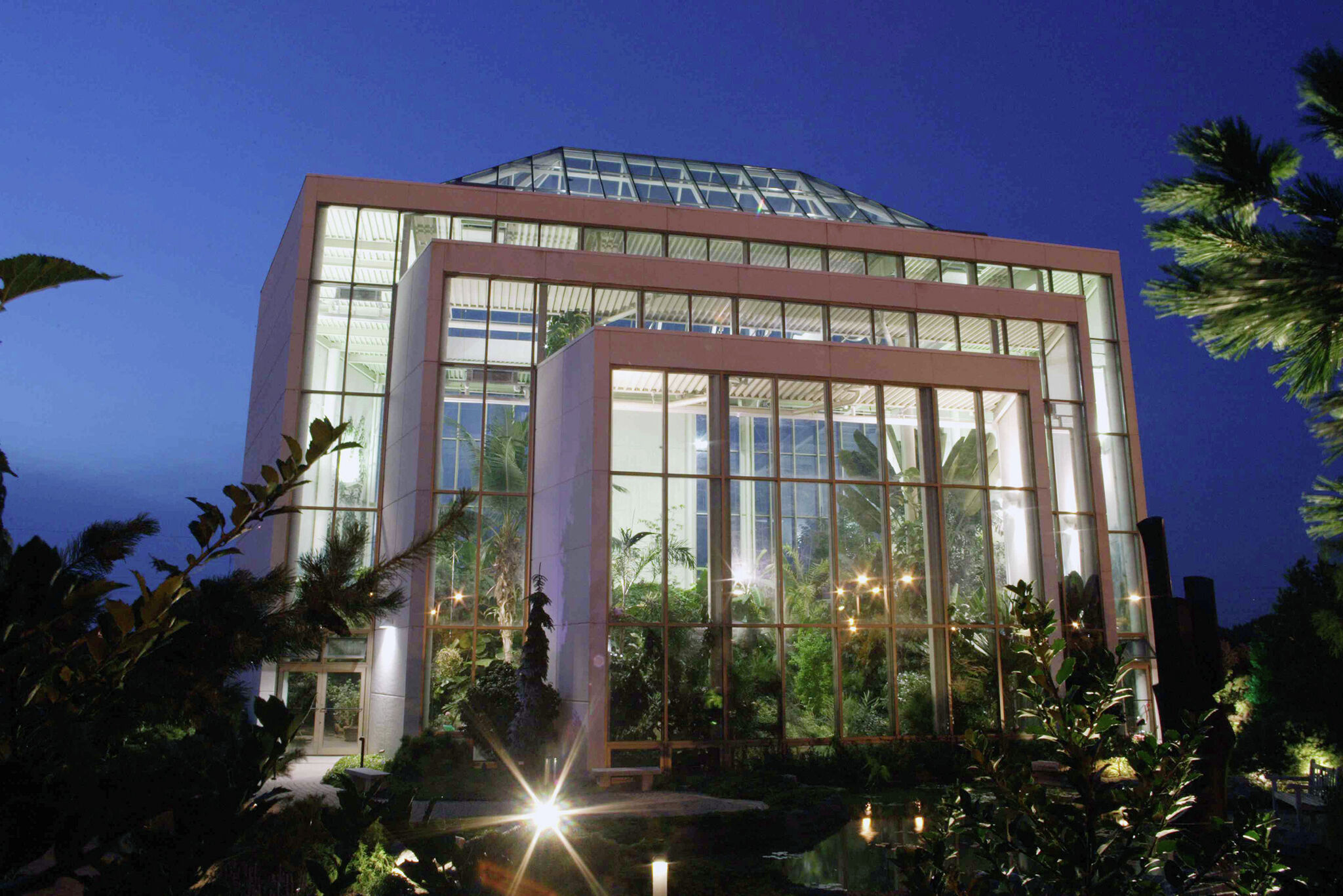 Rock Island botanical garden celebrating 25th anniversary - Vimarsana News