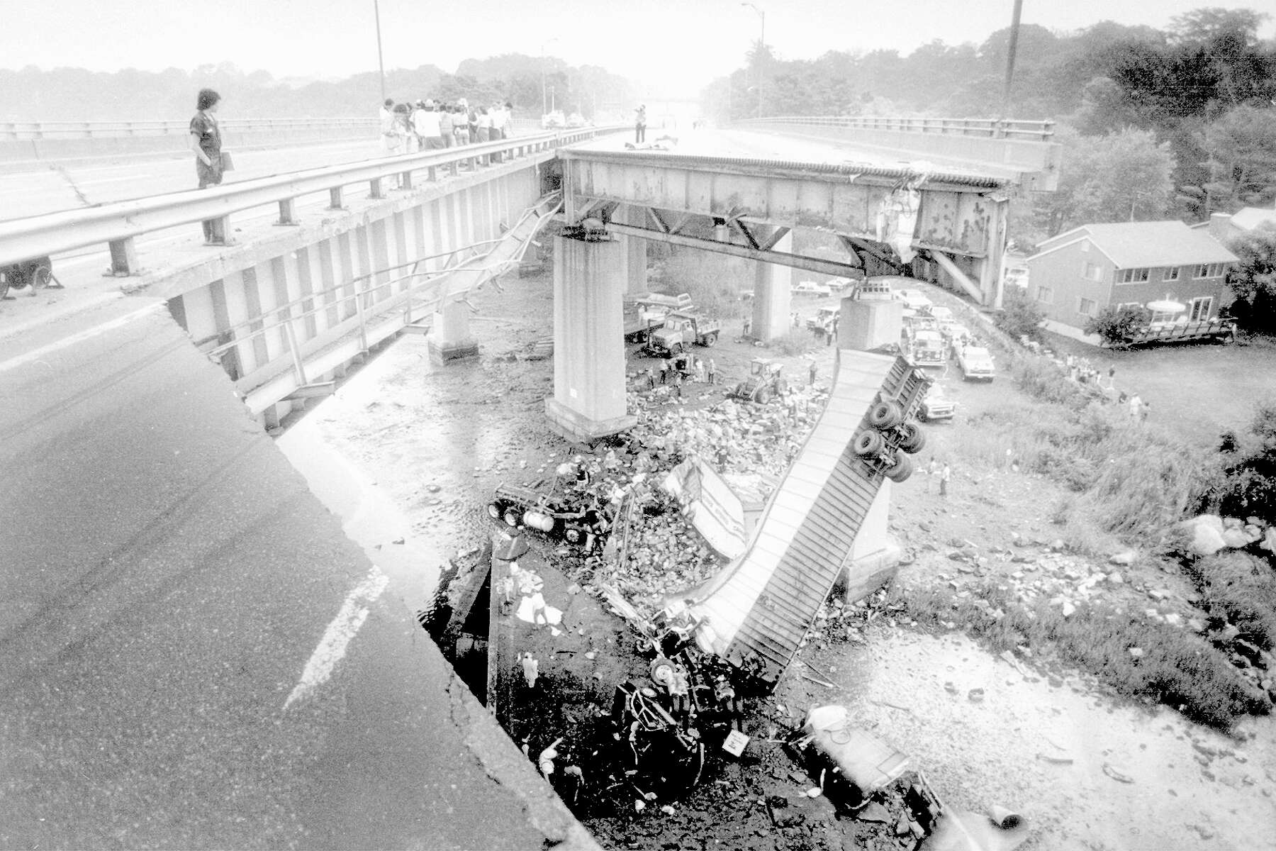 I 95 Collapse In Philadelphia Echoes Mianus River Bridge Disaster