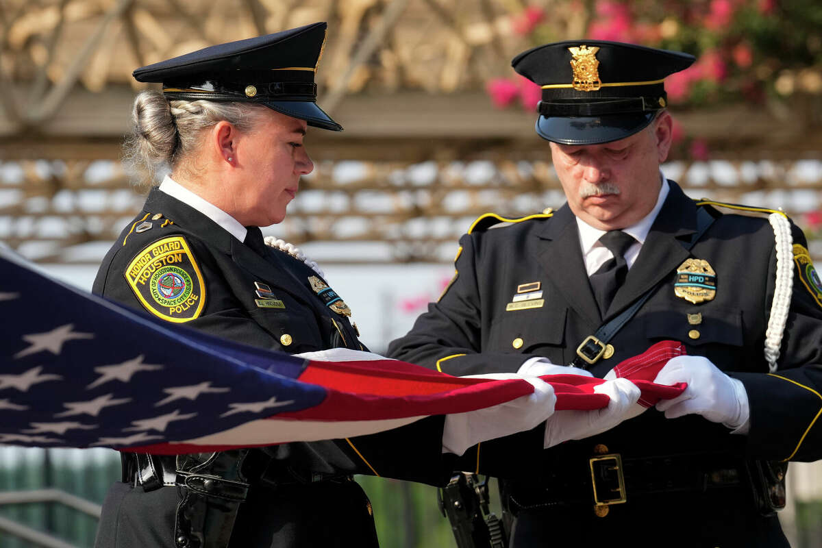 HPD memorializes K9 whose death in police car is under investigation