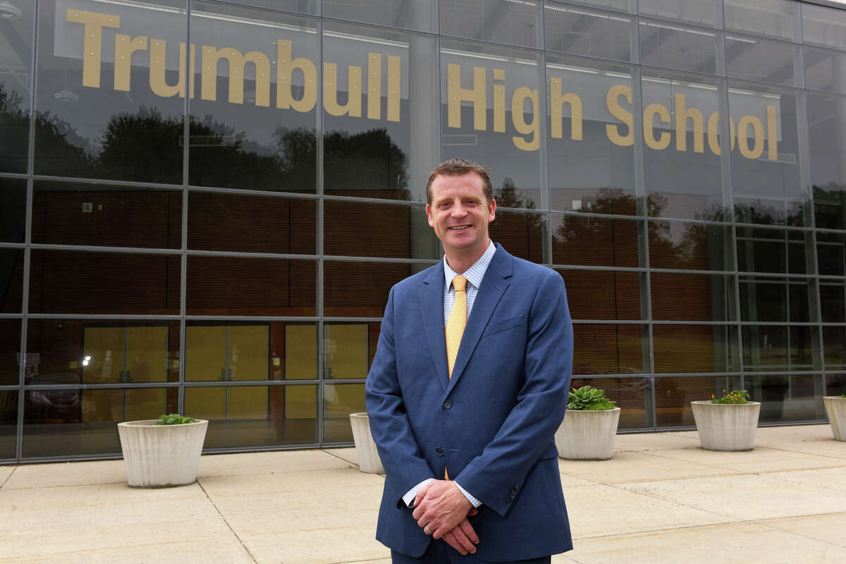 Trumbull High names new principal
