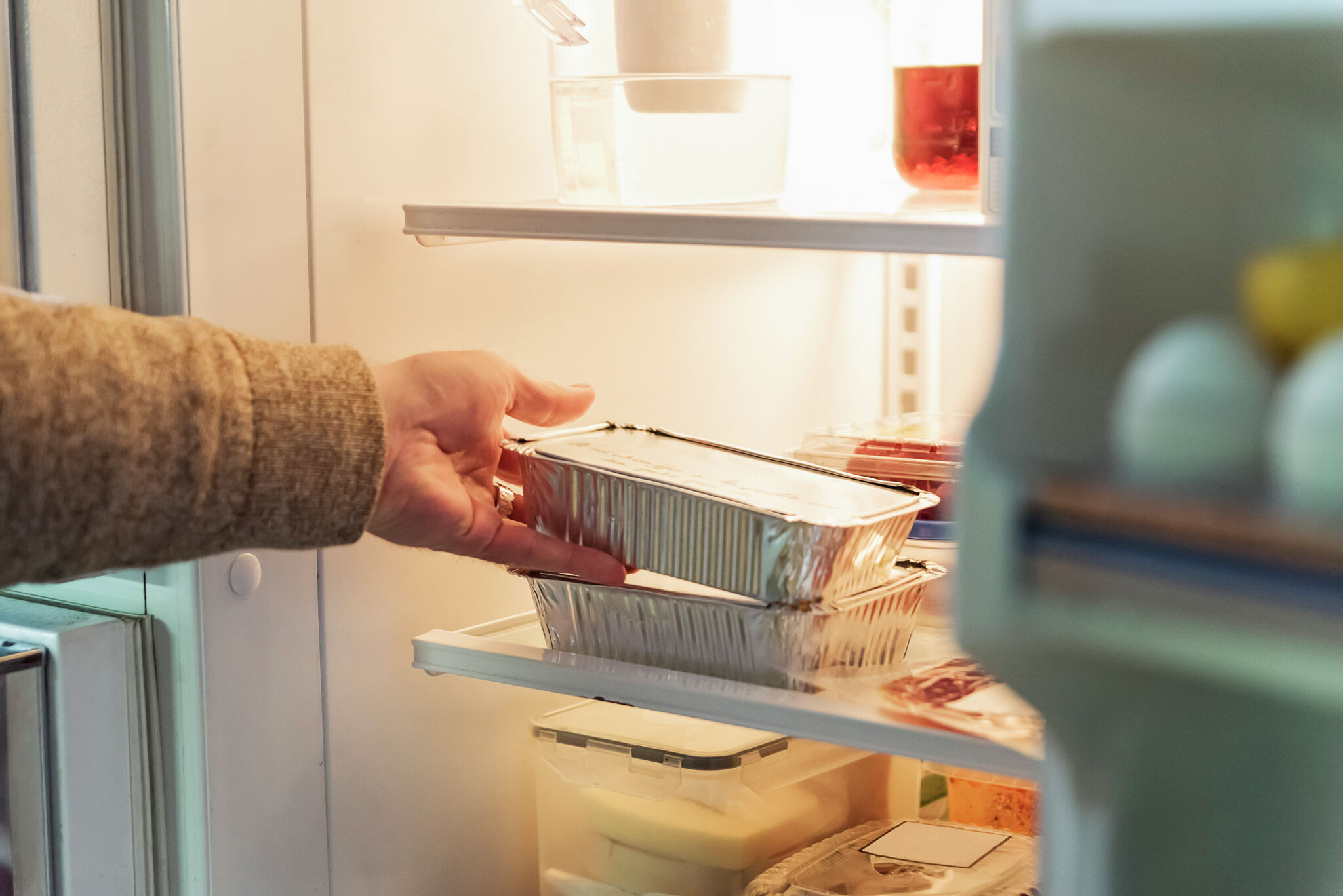 How To Fix A Refrigerator Door That's Not Closing