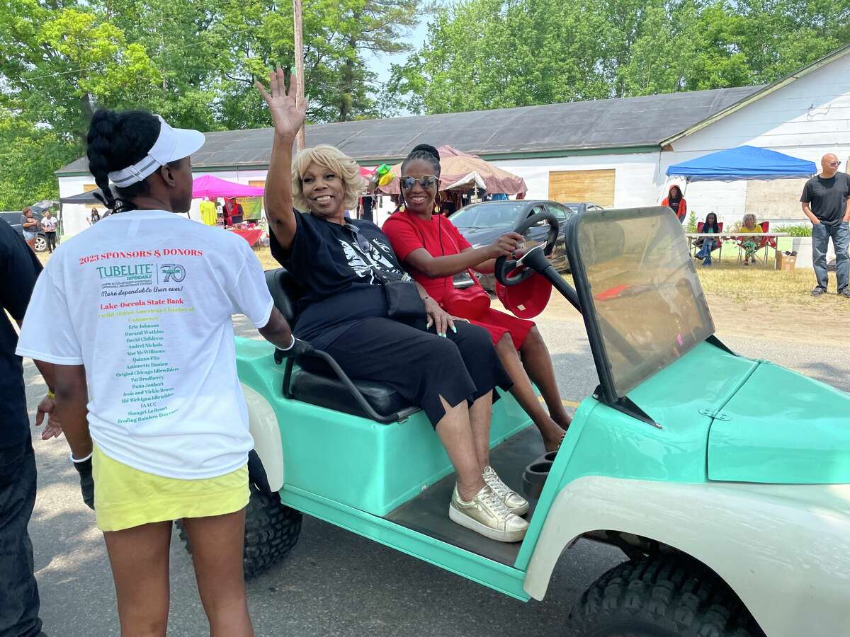 Idlewild celebrates with a parade