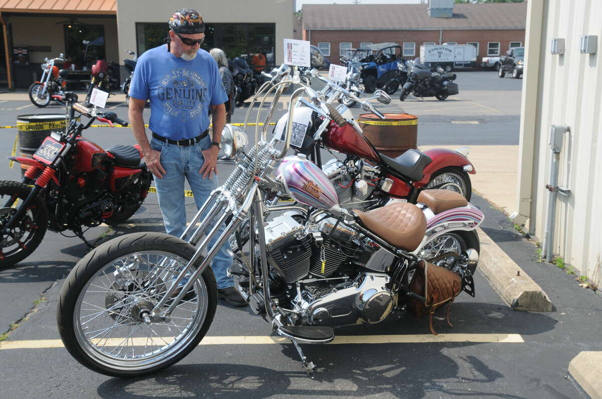 Ted's Motorcycle World hosts Custom Motorcycle Show in Alton