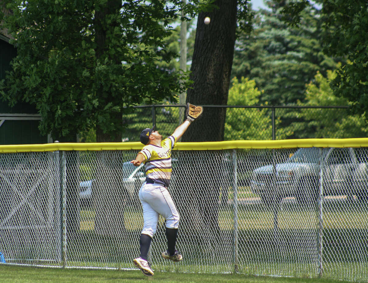See the images from the Manistee Saints' sweep of the Fulton Sultans