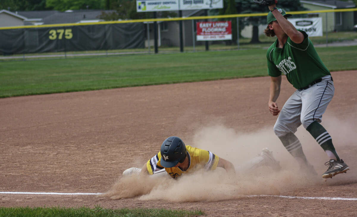 See the images from the Manistee Saints' sweep of the Fulton Sultans