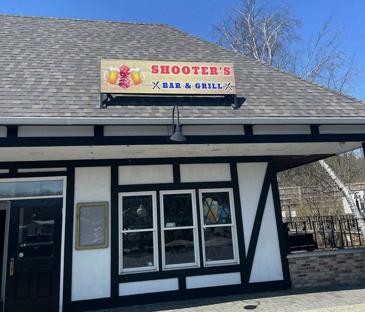 Shooter’s Bar opens in Pittstown, more restaurant news