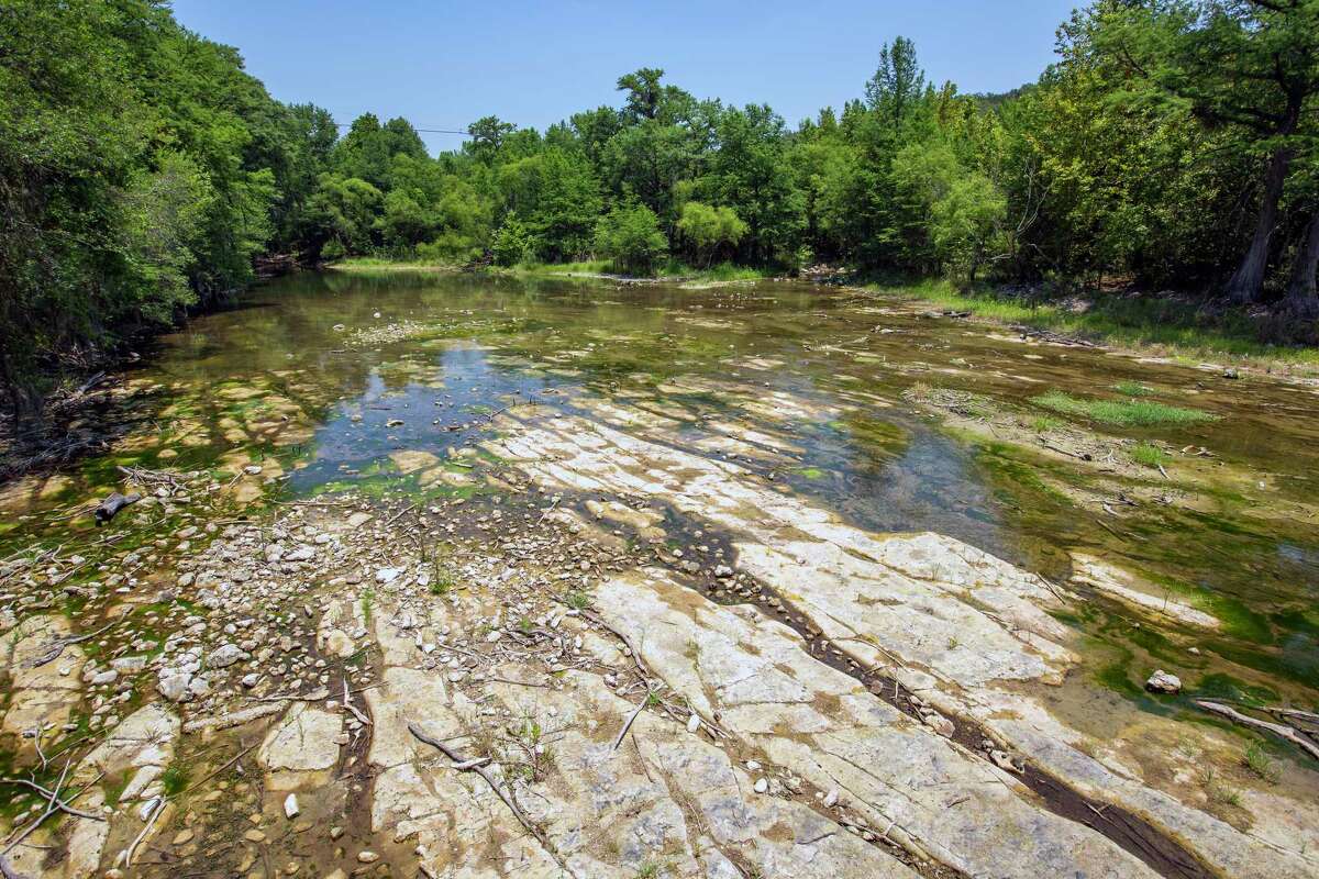 Saying it's wasting millions, SAWS tries to kill Medina Lake deal