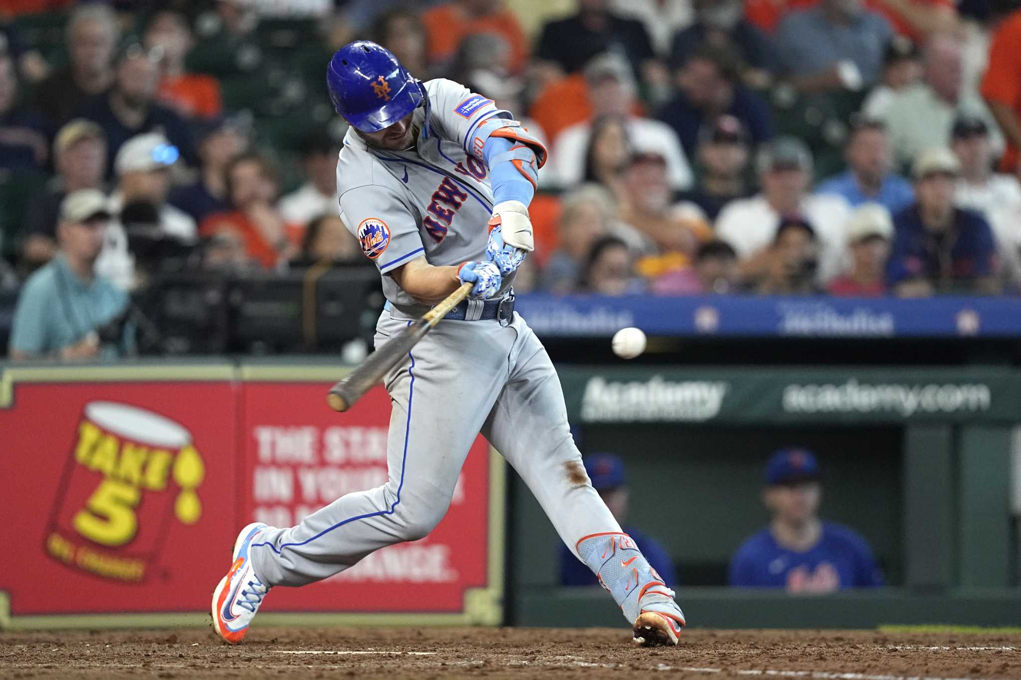 Mets outlast Yanks in 9th