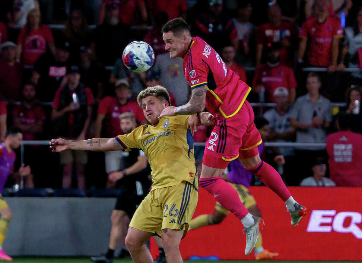 Kreilach scores 2 goals, Real Salt Lake beats St. Louis 3-1