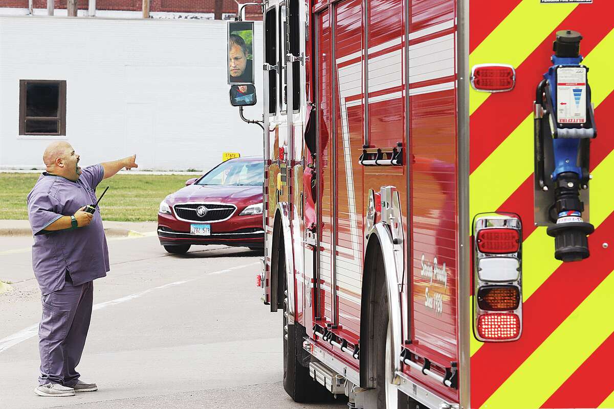 One person killed in East Alton explosion Thursday